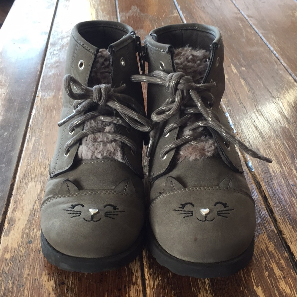 Kids boots
